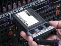 Kingston announces the availability of new U.2 data center NVMe PCIe SSD