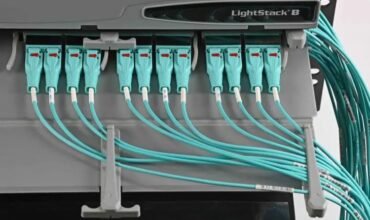 Siemon Launches LightStack And LightStack 8 Ultra-high Density Fibre Plug And Play System