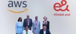 And e& And AWS Sign $1bln-Plus Agreement